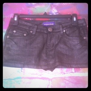 Shiny black Jean skirt